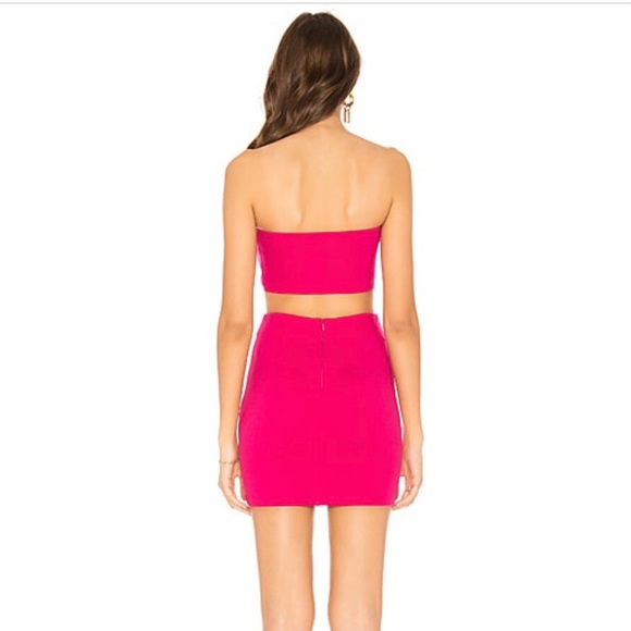 Alise Bandeau Mini Set in Hot Pink. - Picture 3 of 5